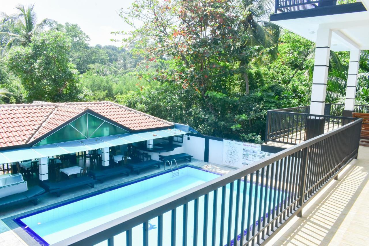 Minuri Villa Hikkaduwa Exterior photo