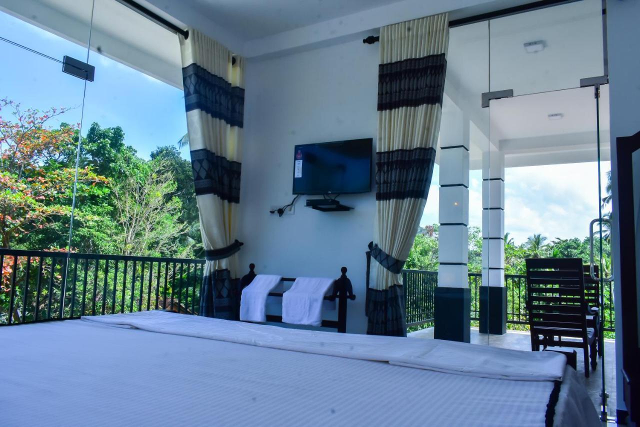 Minuri Villa Hikkaduwa Exterior photo